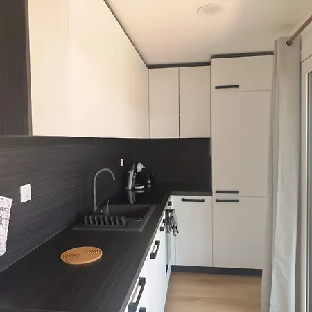 Ferienhaus Mobile Homes Lila & Pino - Pool Access, Beachfront In Privlaka (Zadar)